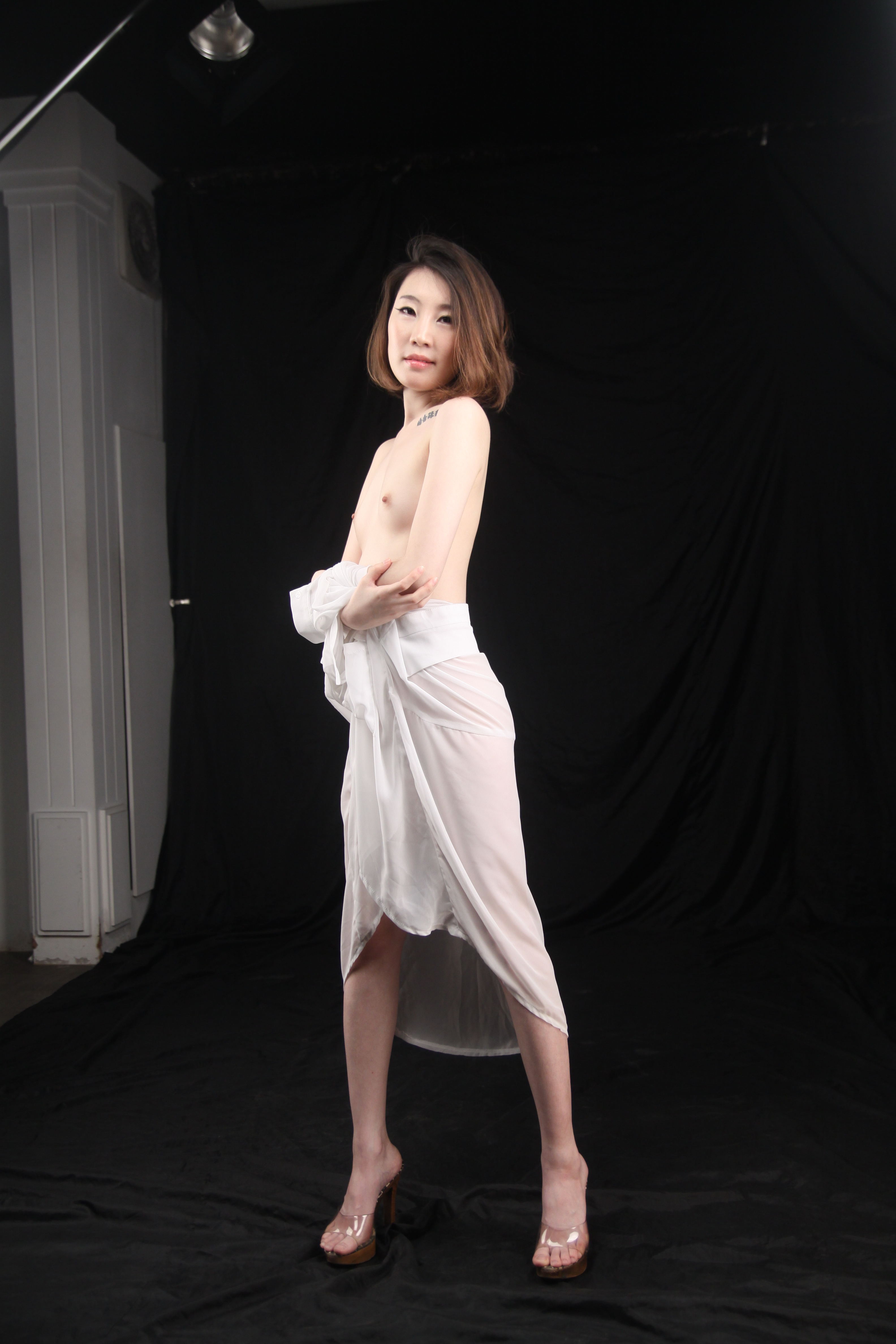 미분류 / 26번 1143장 796메가 j양